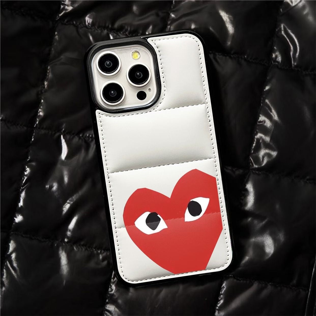 Urban Puffer iPhone Case �Heart Design