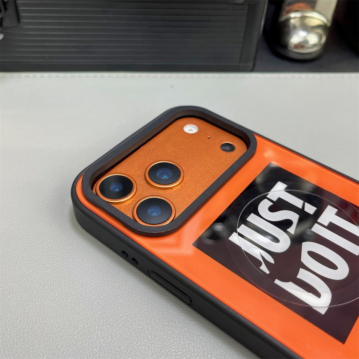 Étui robuste Streetwear MagSafe – 3 modèles