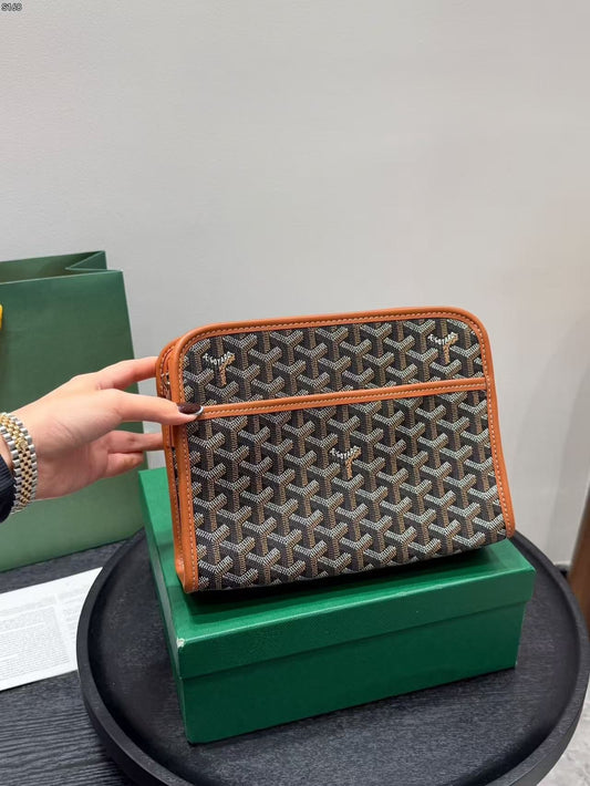 Essensiell clutchveske for menn