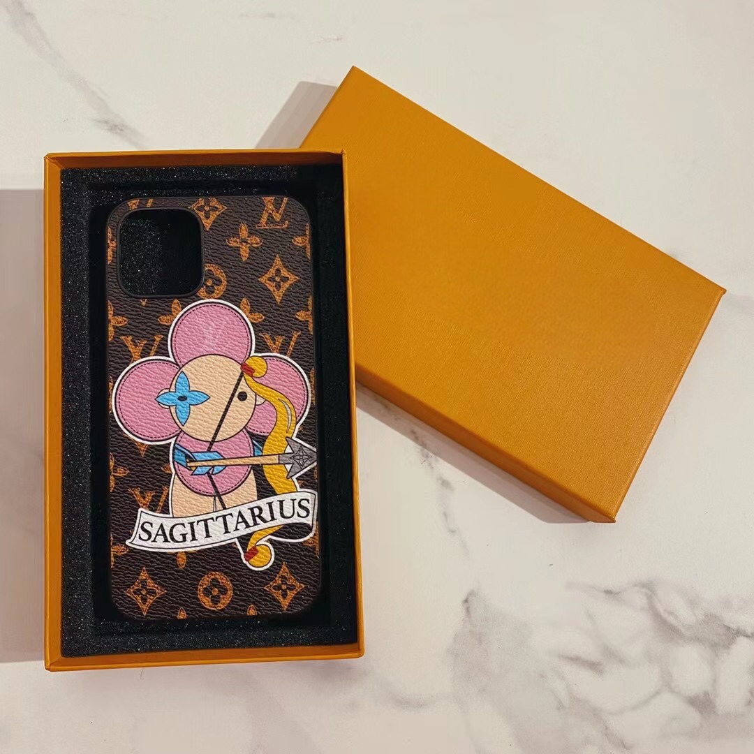 Capa para iPhone pintada com amor de Sagitário feita sob medida