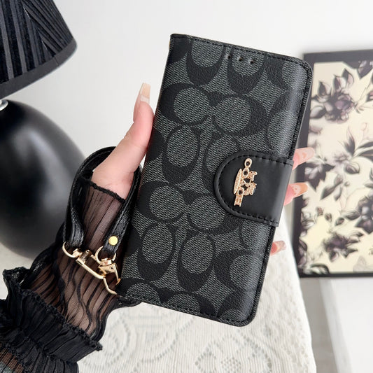 Coach iPhone Case Nahkainen läppäkotelo korttitelineellä Musta-PTK241622