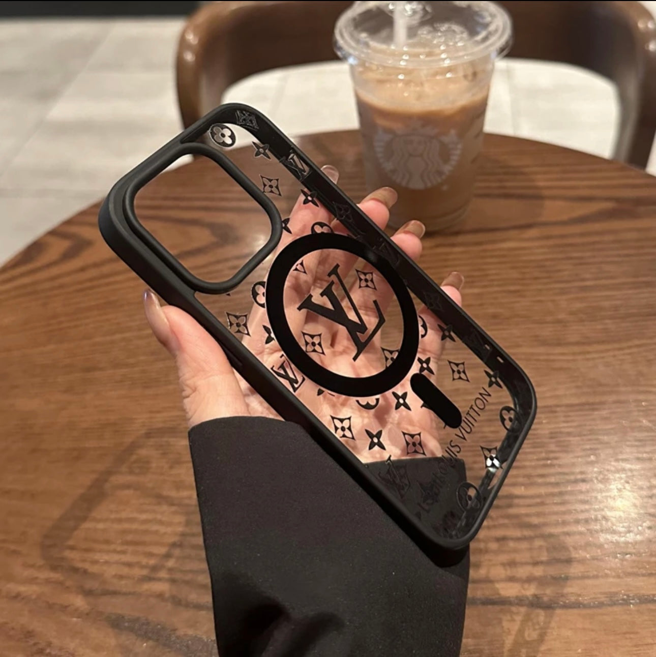 NYTT Luxury Shine x Mono iPhone-fodral (MagSafe)