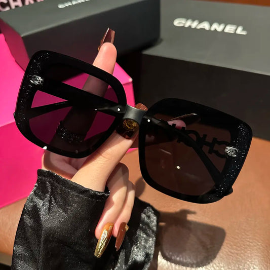 Egyedi luxus HD polarizált napszemüveg nőknek – UV-védelem vezetéshez és utazáshoz