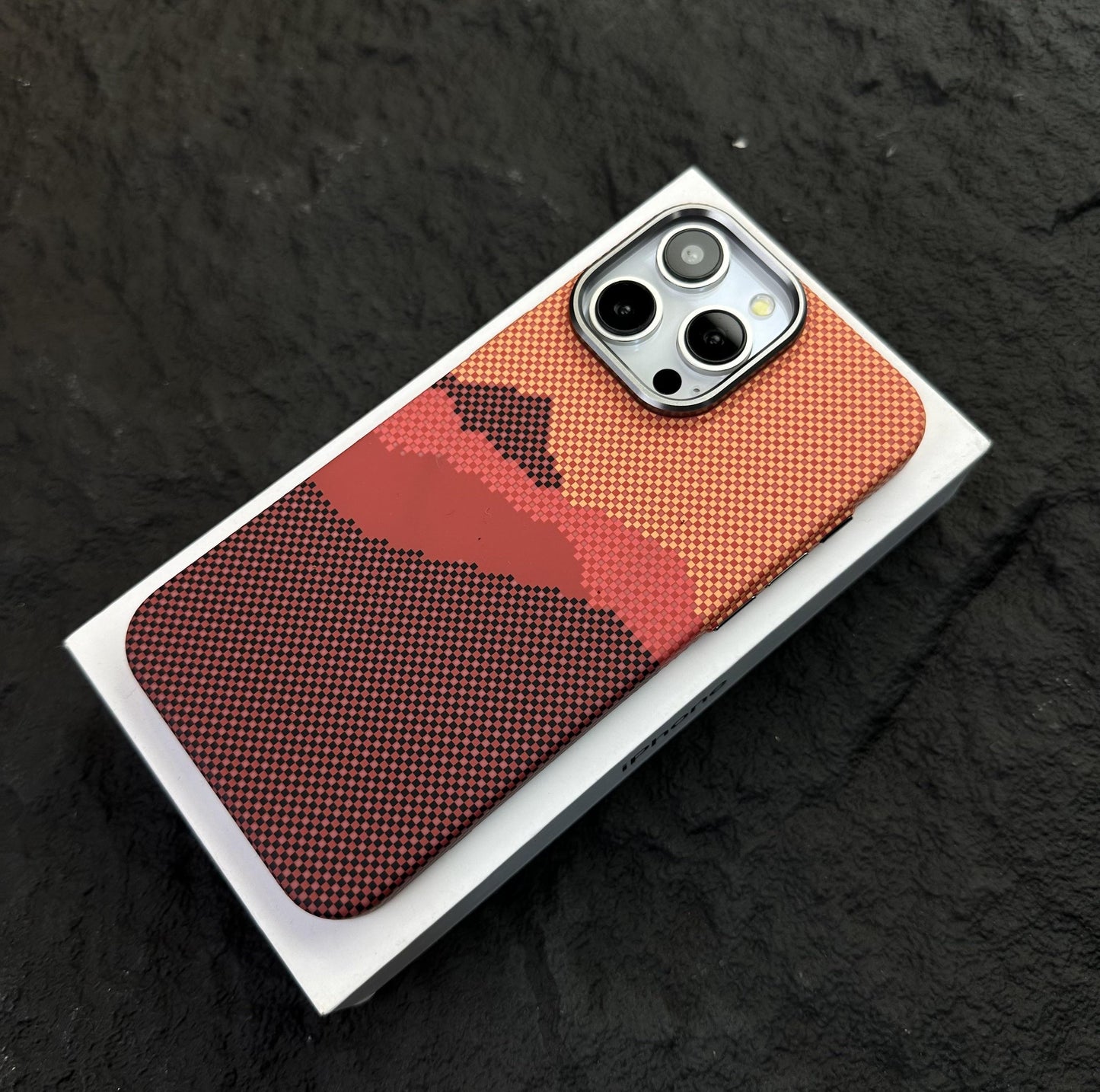 MagSafe-Compatible Phone Case with Abstract Pixel Design