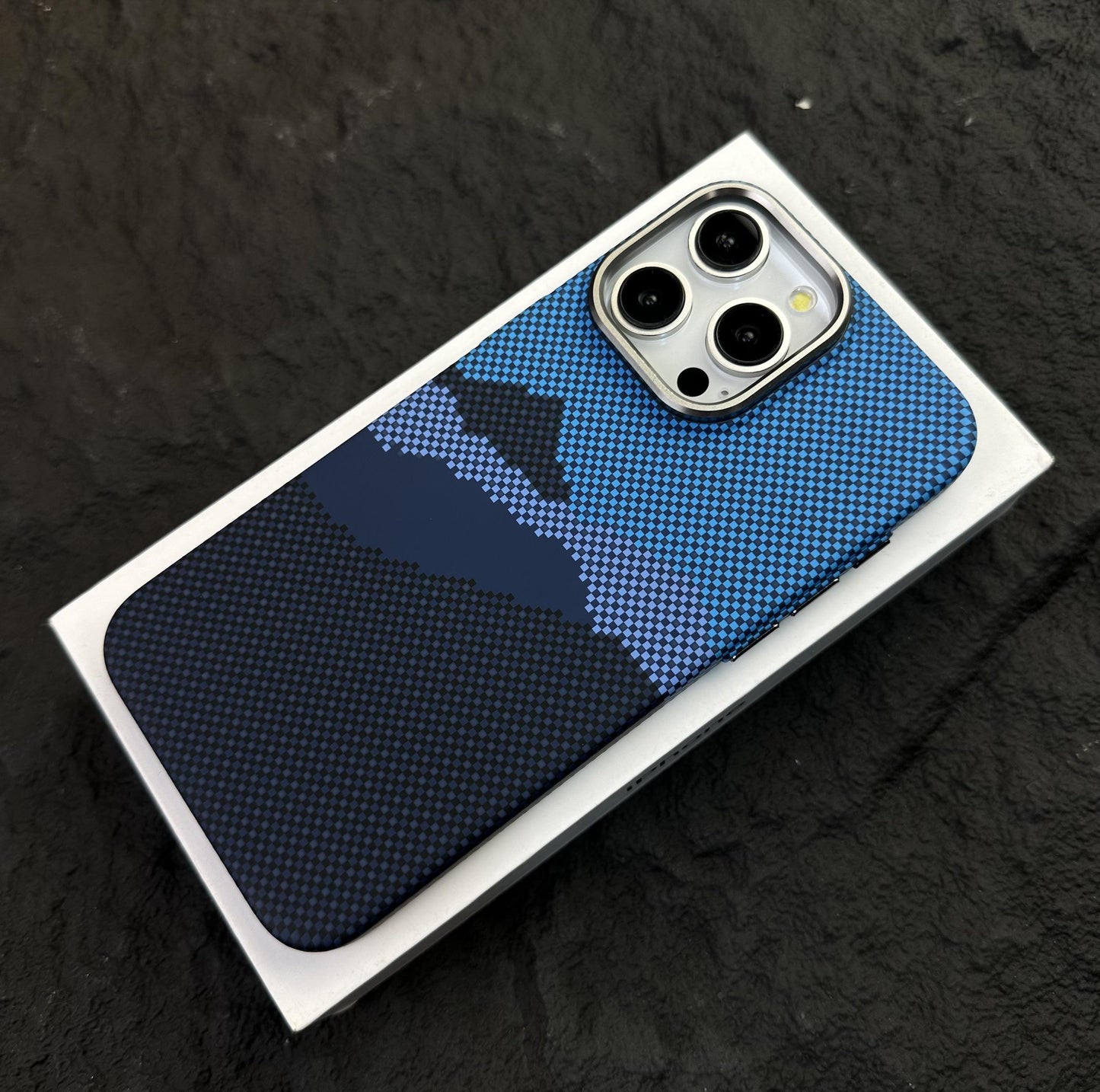 MagSafe-Compatible Phone Case with Abstract Pixel Design