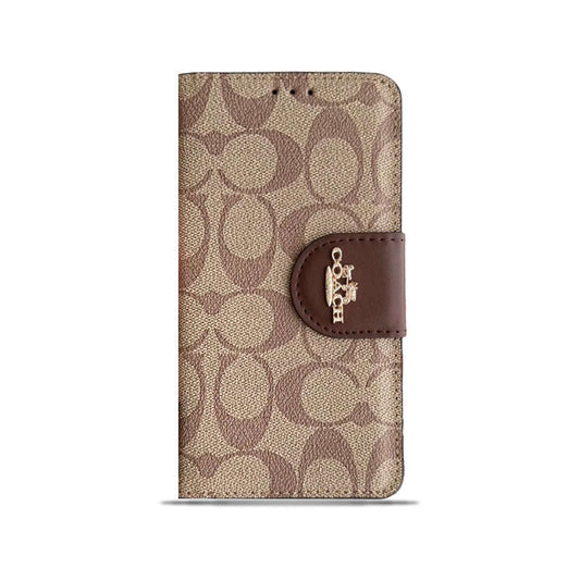 Capa flip de couro Coach para iPhone com porta-cartões marrom-PTK241622
