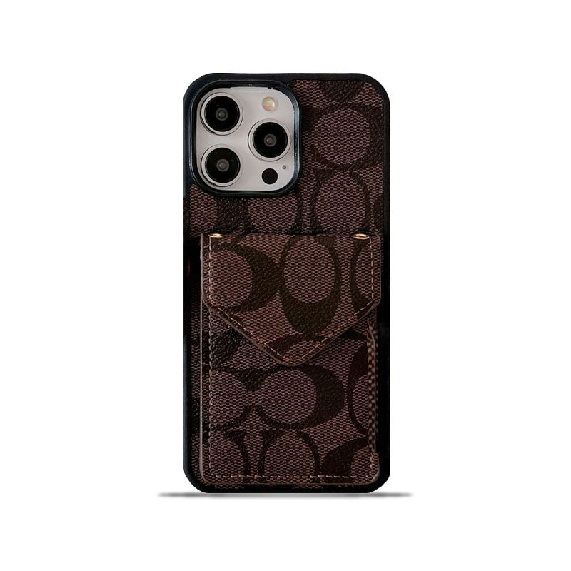 Capa Coach para iPhone com porta-cartões e alça marrom escuro -SJ240513