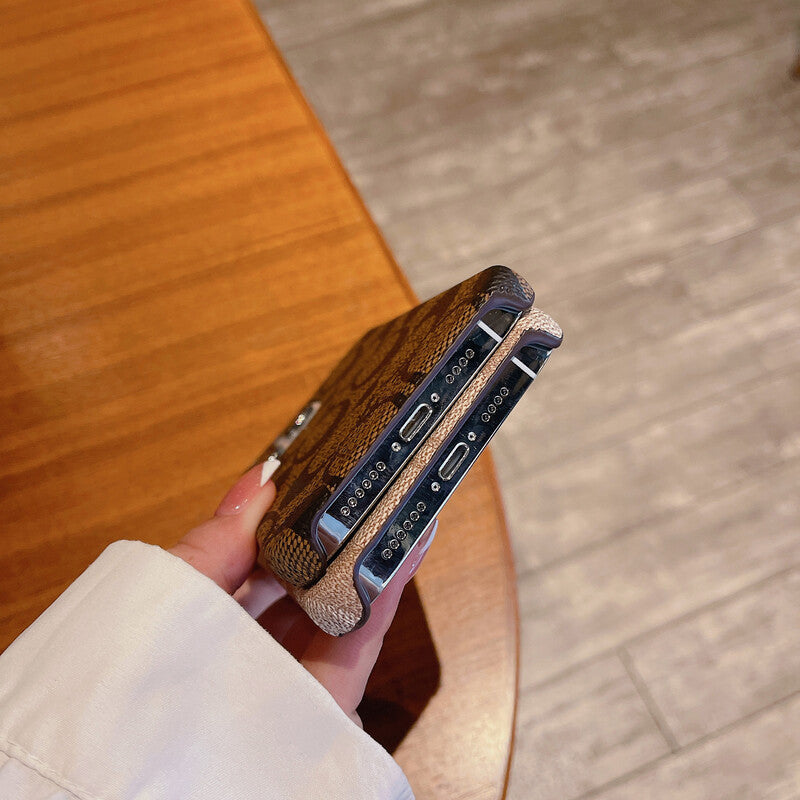 Capa clássica para iPhone Coach marrom -JDK241426