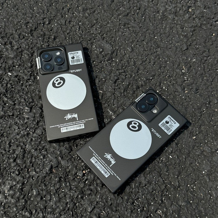 Eightball Black & White  Streetwear Magsafe iPhone Case