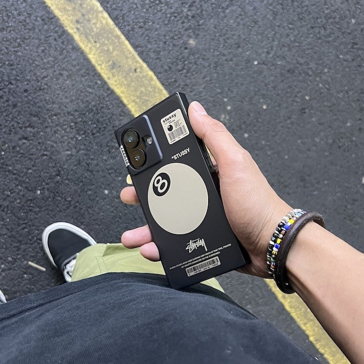 Eightball Black & White  Streetwear Magsafe iPhone Case