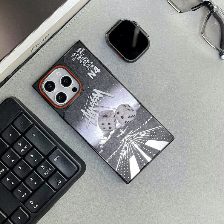 주사위 또는 에이트볼 Magsafe iPhone 케이스