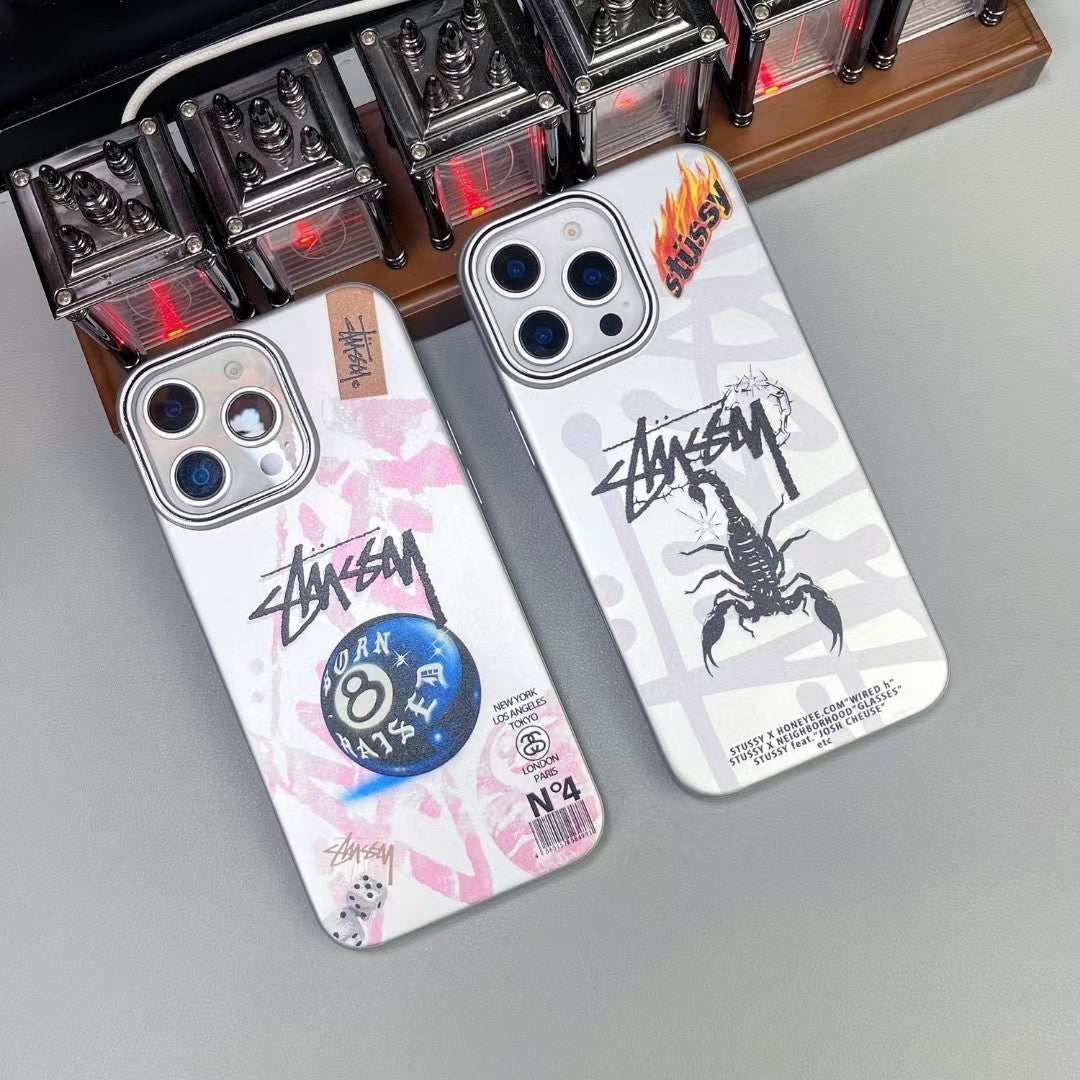 스트리트 아머 스트리트웨어 MagSafe iPhone 케이스