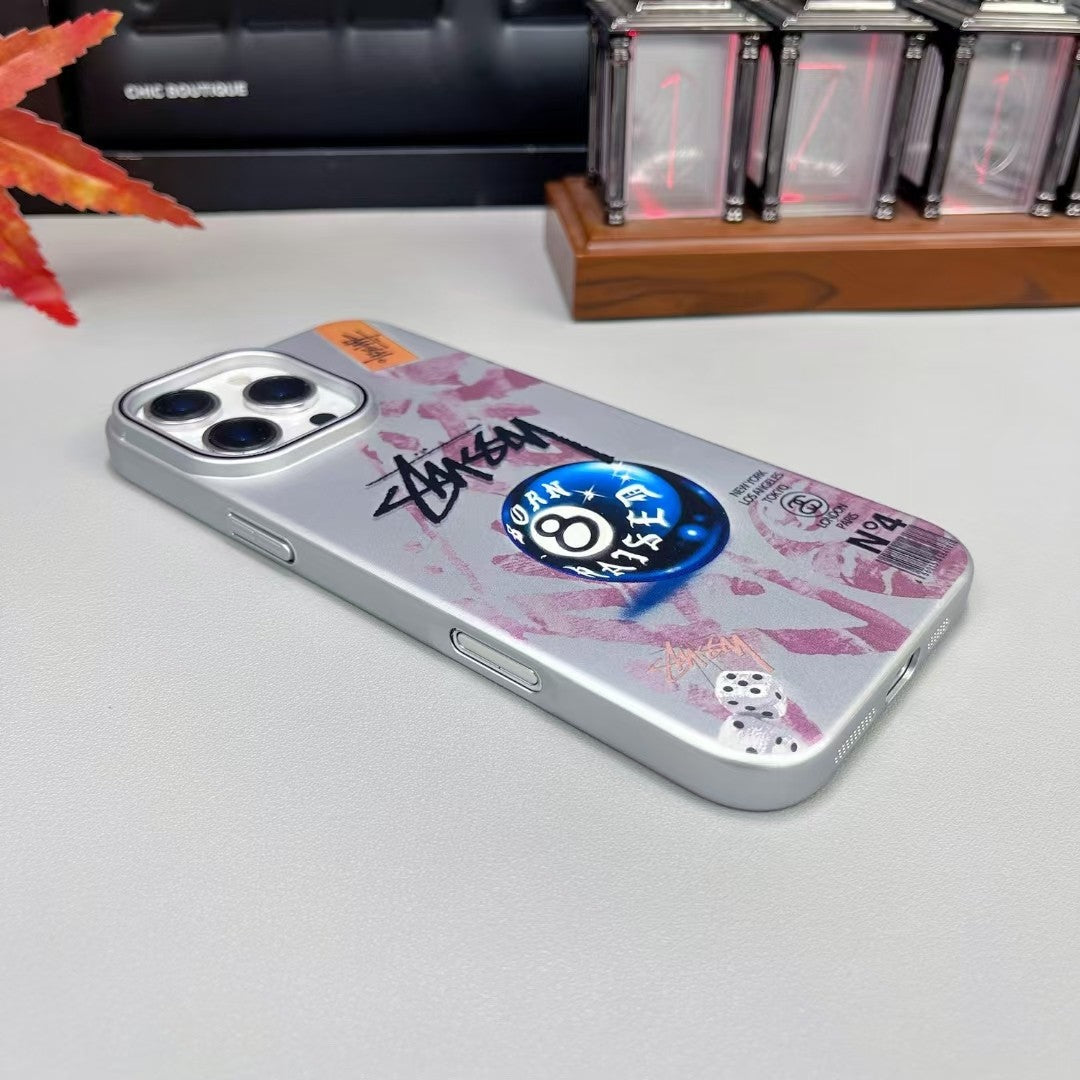 스트리트 아머 스트리트웨어 MagSafe iPhone 케이스