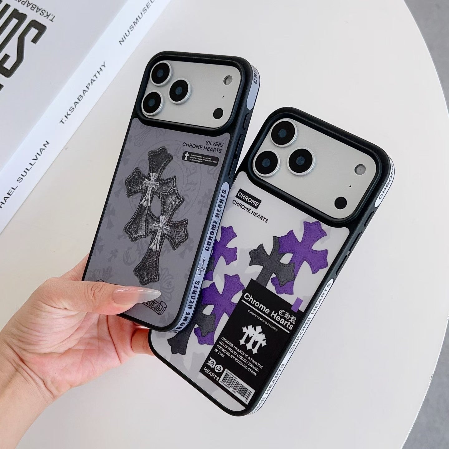 حافظة آيفون بتصميم جانبي من اليابان