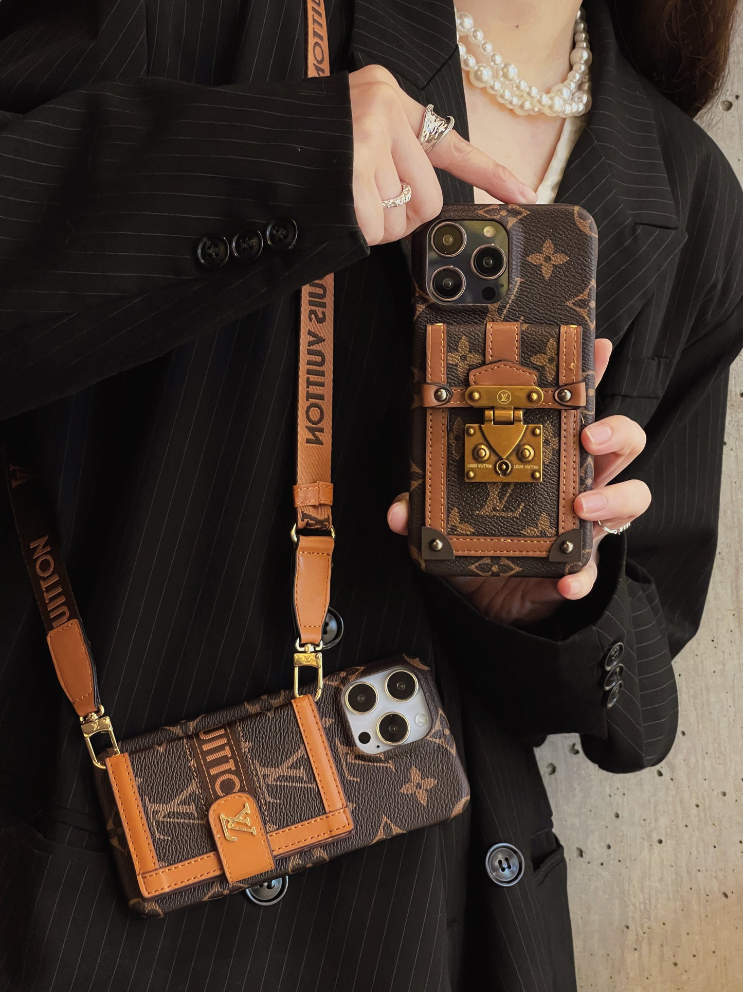 Lou Card Holder Chain iPhone etui