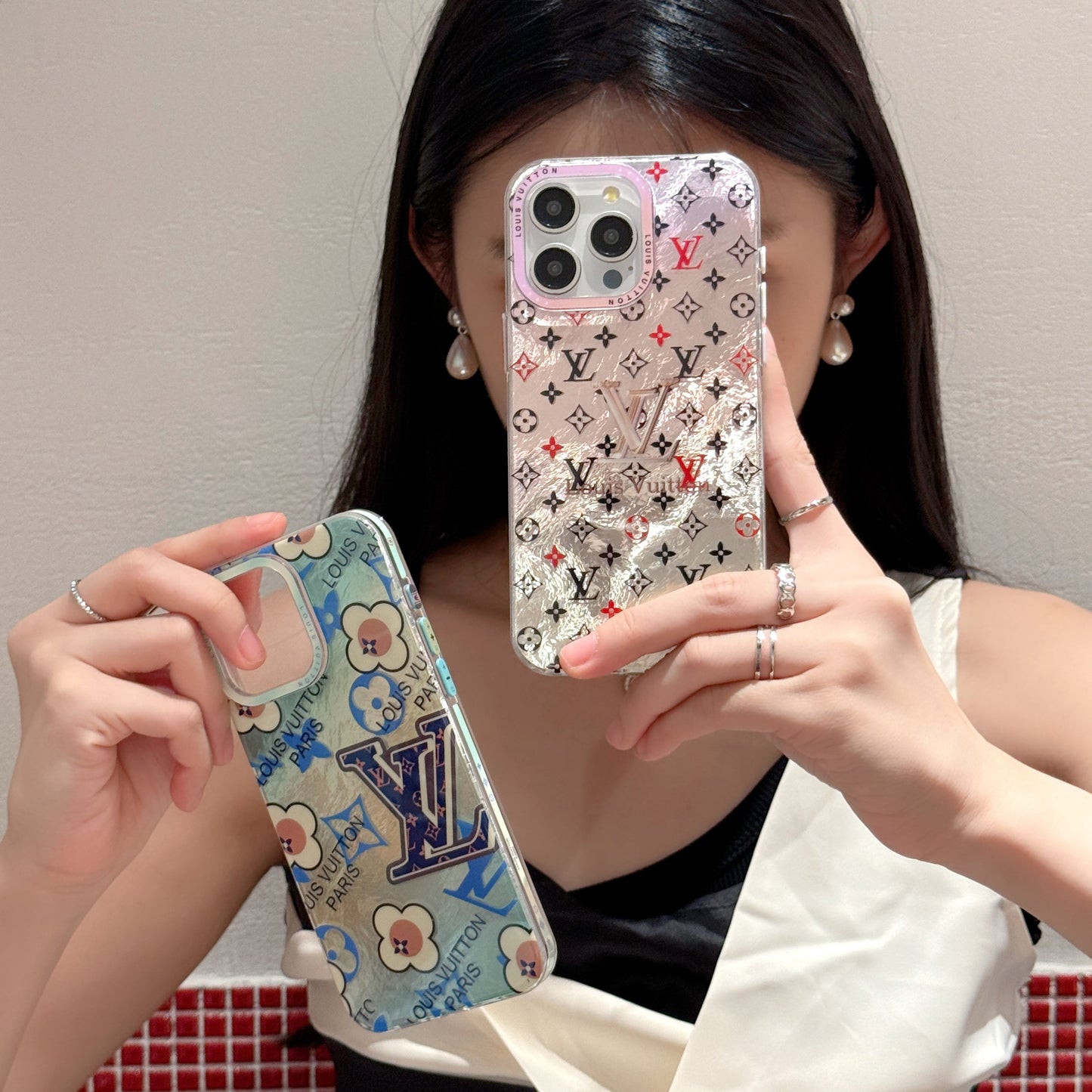Lou Coque et skin iPhone