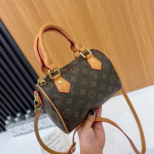 經典 Monogram 迷你桶包