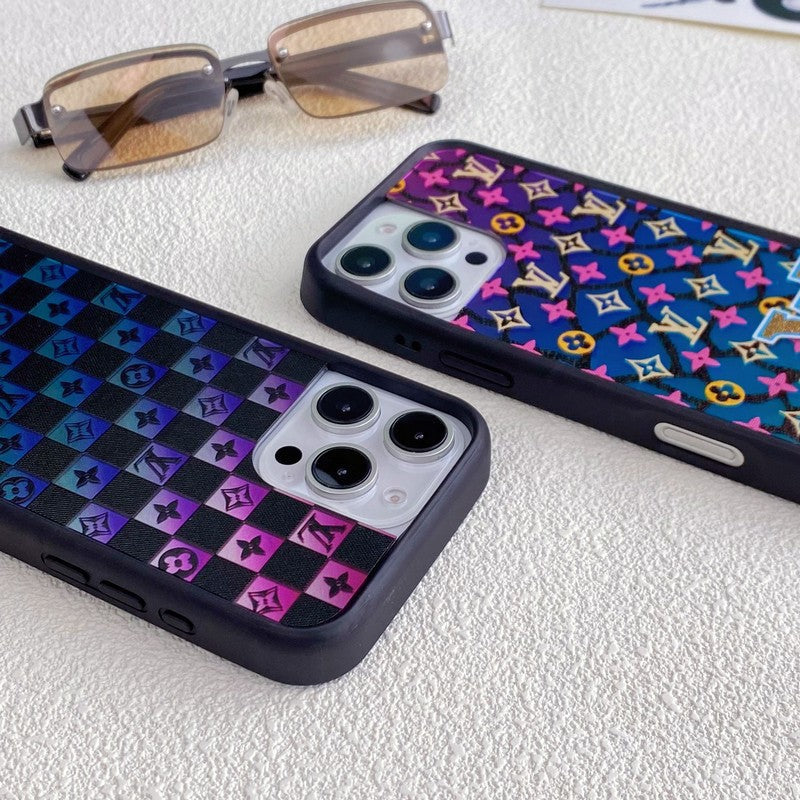 Etui na iPhone'a Lou w gradientowym kolorze