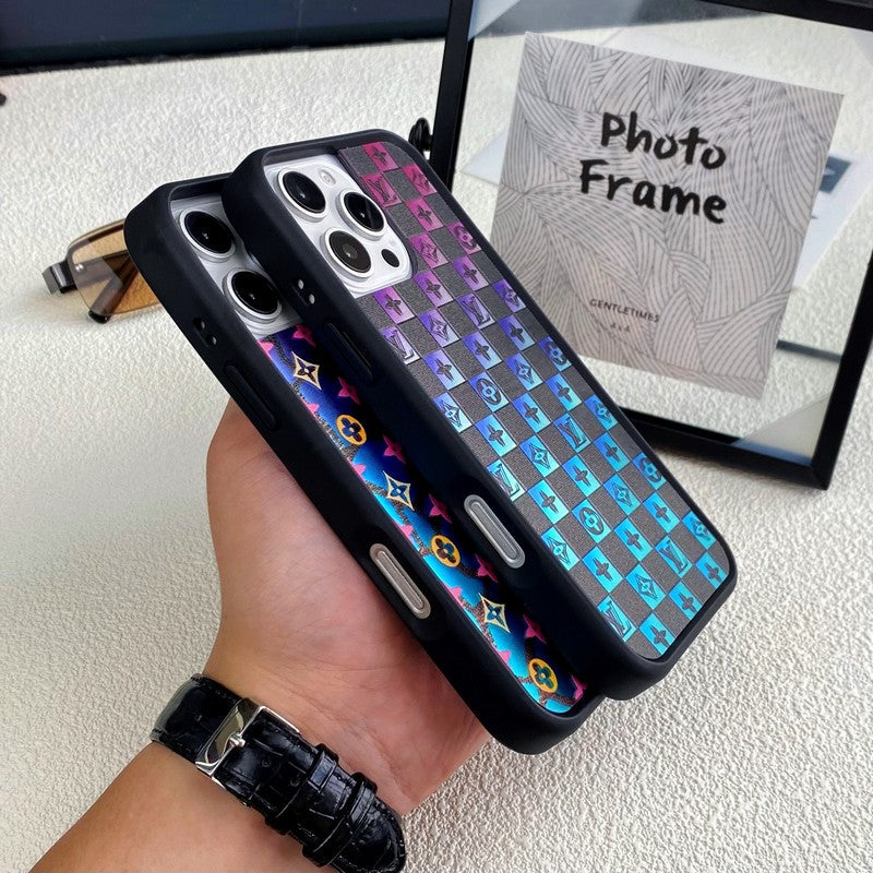 Etui na iPhone'a Lou w gradientowym kolorze