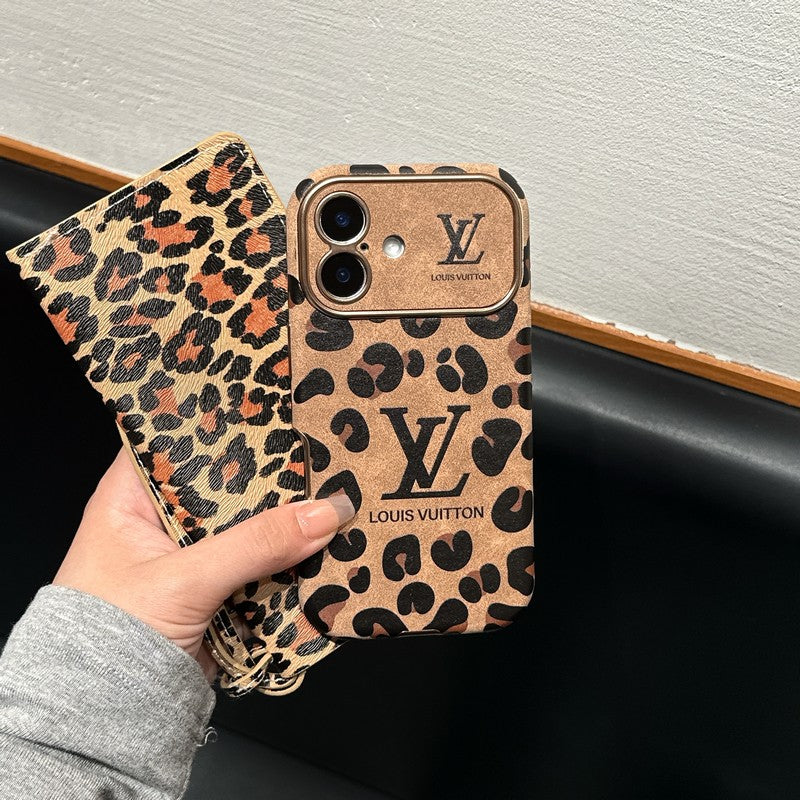 Lou Brown & Etui na iPhone'a ze skóry w kolorze fioletowym