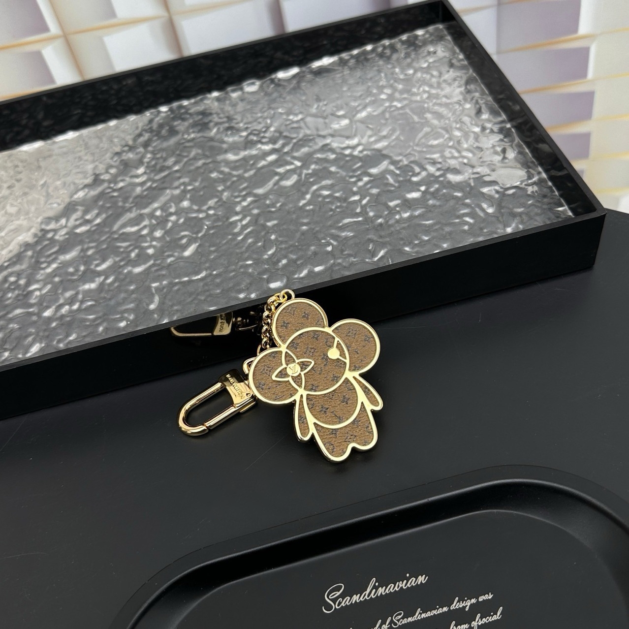 Chaveiro fantoche de luxo