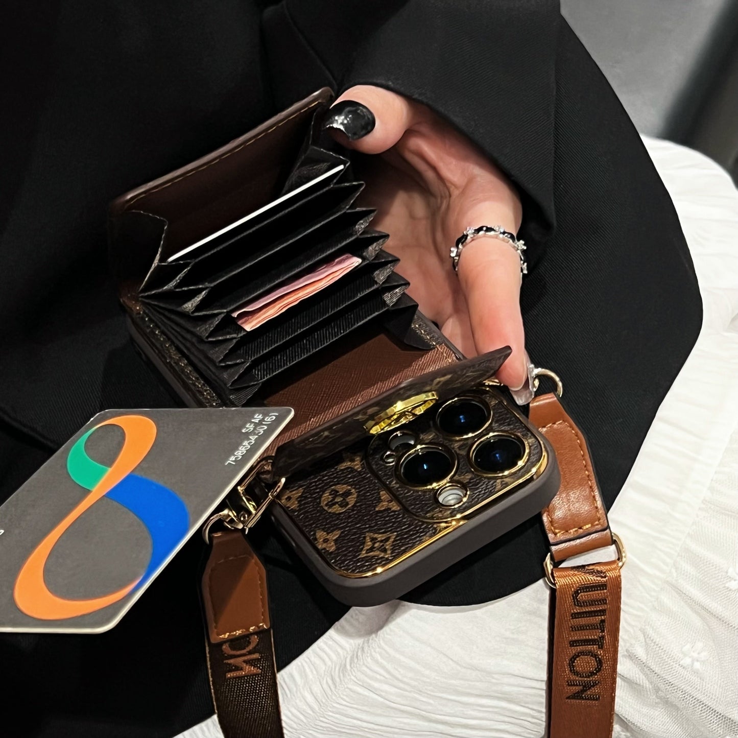 Klassinen Luxury Card Holder iPhone -kotelo