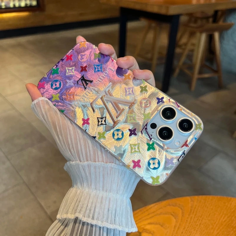 Iridescent Dreams – 홀로그램 LV에서 영감을 받은 iPhone 케이스