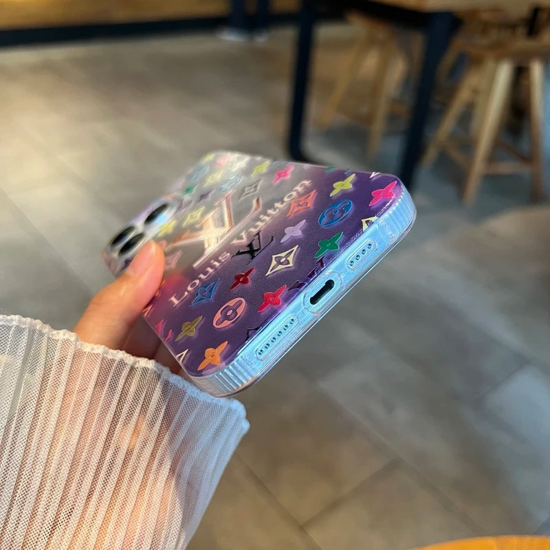 Iridescent Dreams – 홀로그램 LV에서 영감을 받은 iPhone 케이스