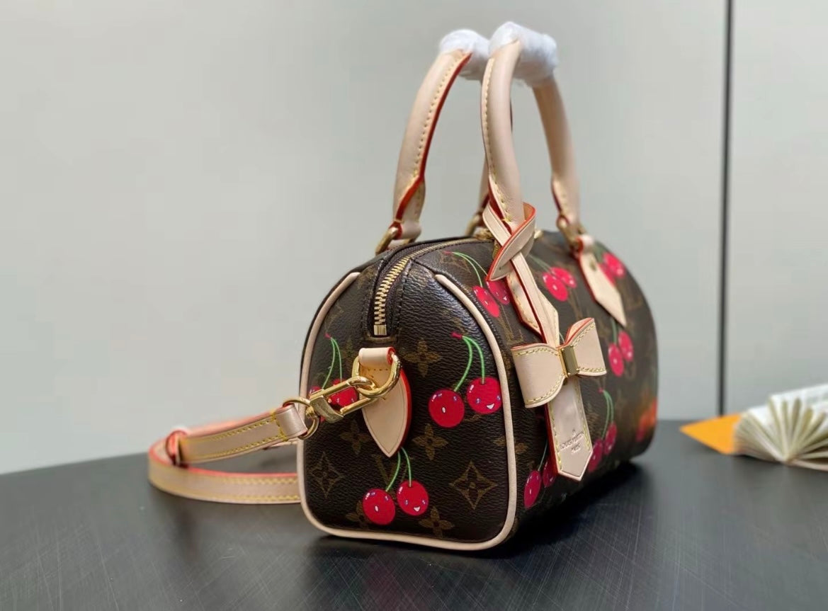 🌟 Chaveiro L-Cherry: Fofura + Luxo, Tudo em Um 🍒✨