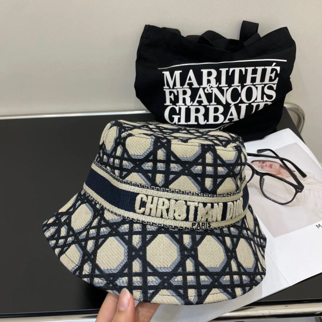 Klassieke luxe hoed 09