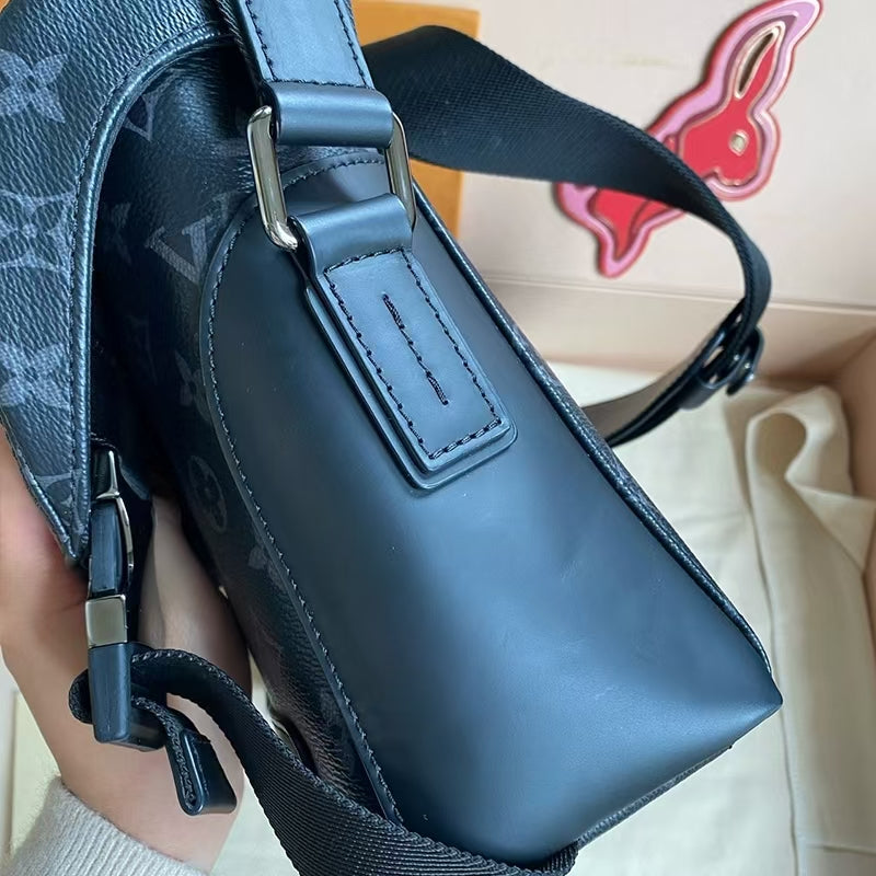 時尚潮流 LV 斜挎包