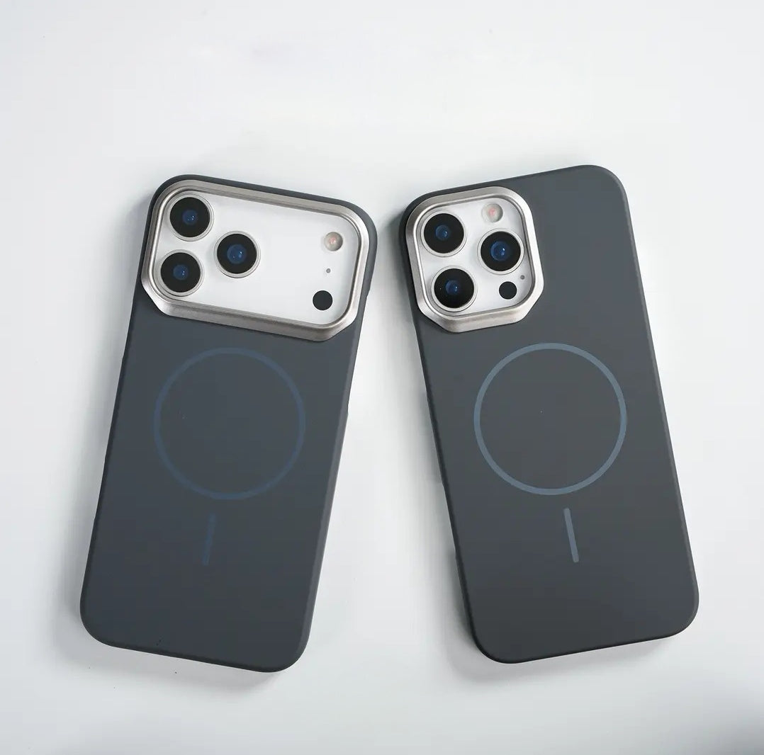 新款薄裸感磁性手機殼 08