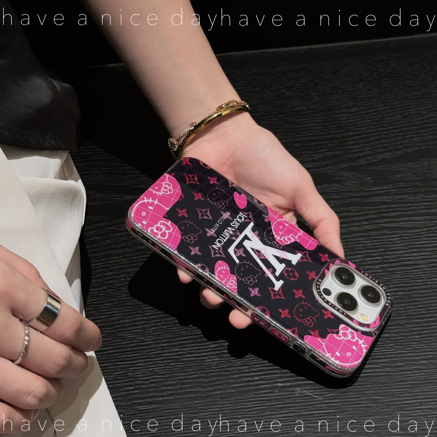 Lou Coque et skin iPhone