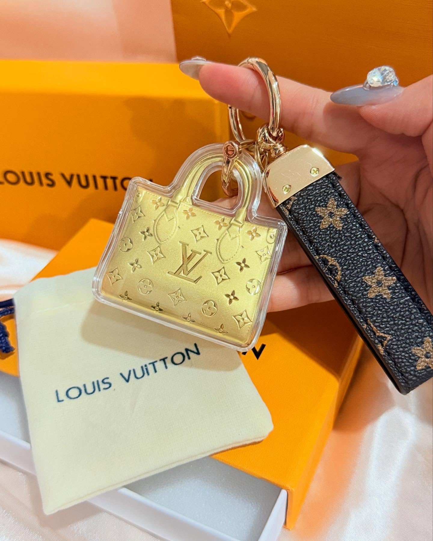 Porta-chaves Mini Bolsa Dourada