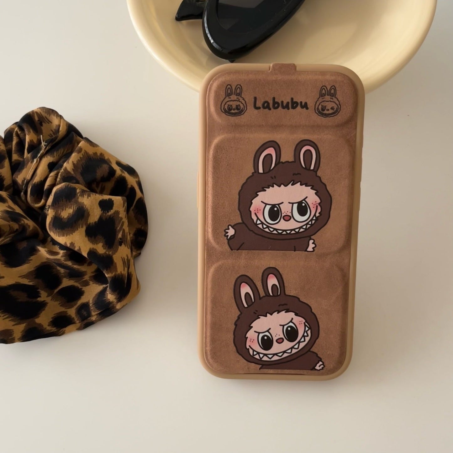 Capa para iPhone Labubu Bundle