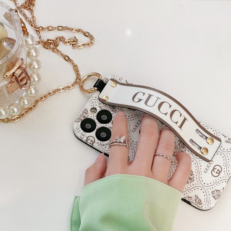 Чехол для iPhone с браслетом GG