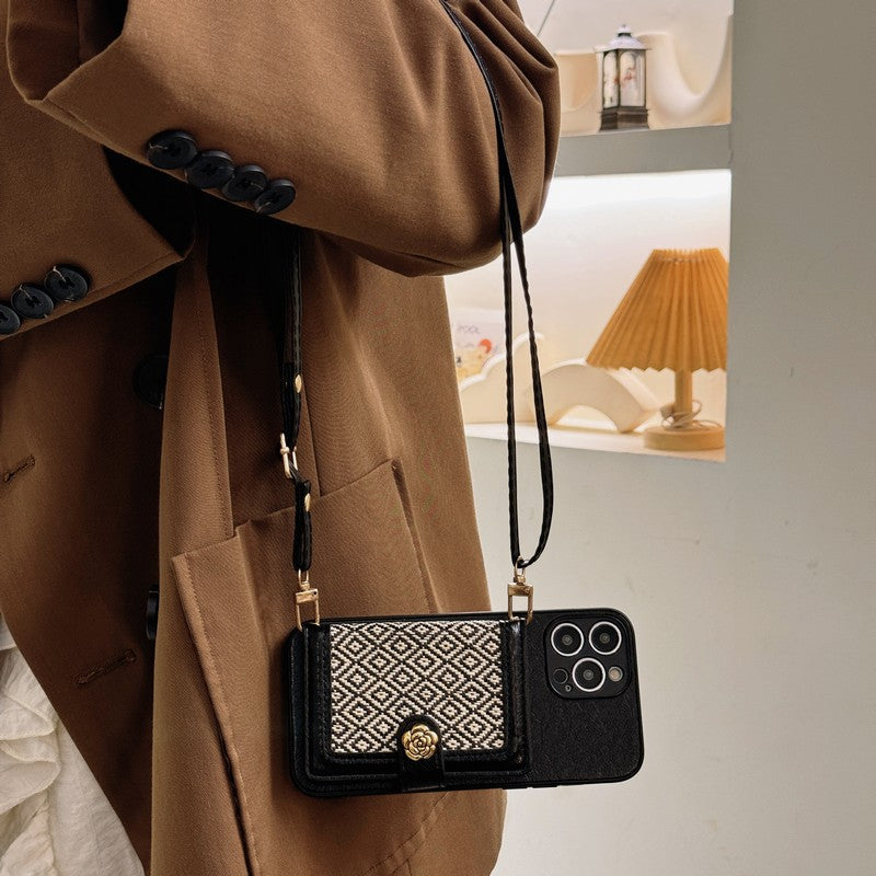 CC 카멜리아 크로스바디 아이폰 케이스