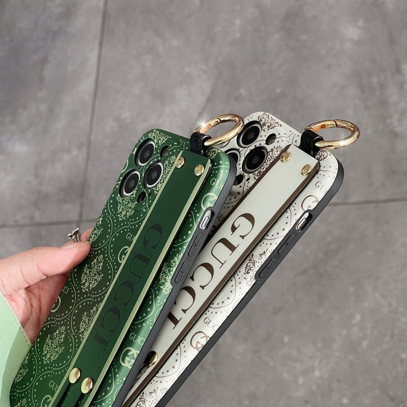 Чехол для iPhone с браслетом GG