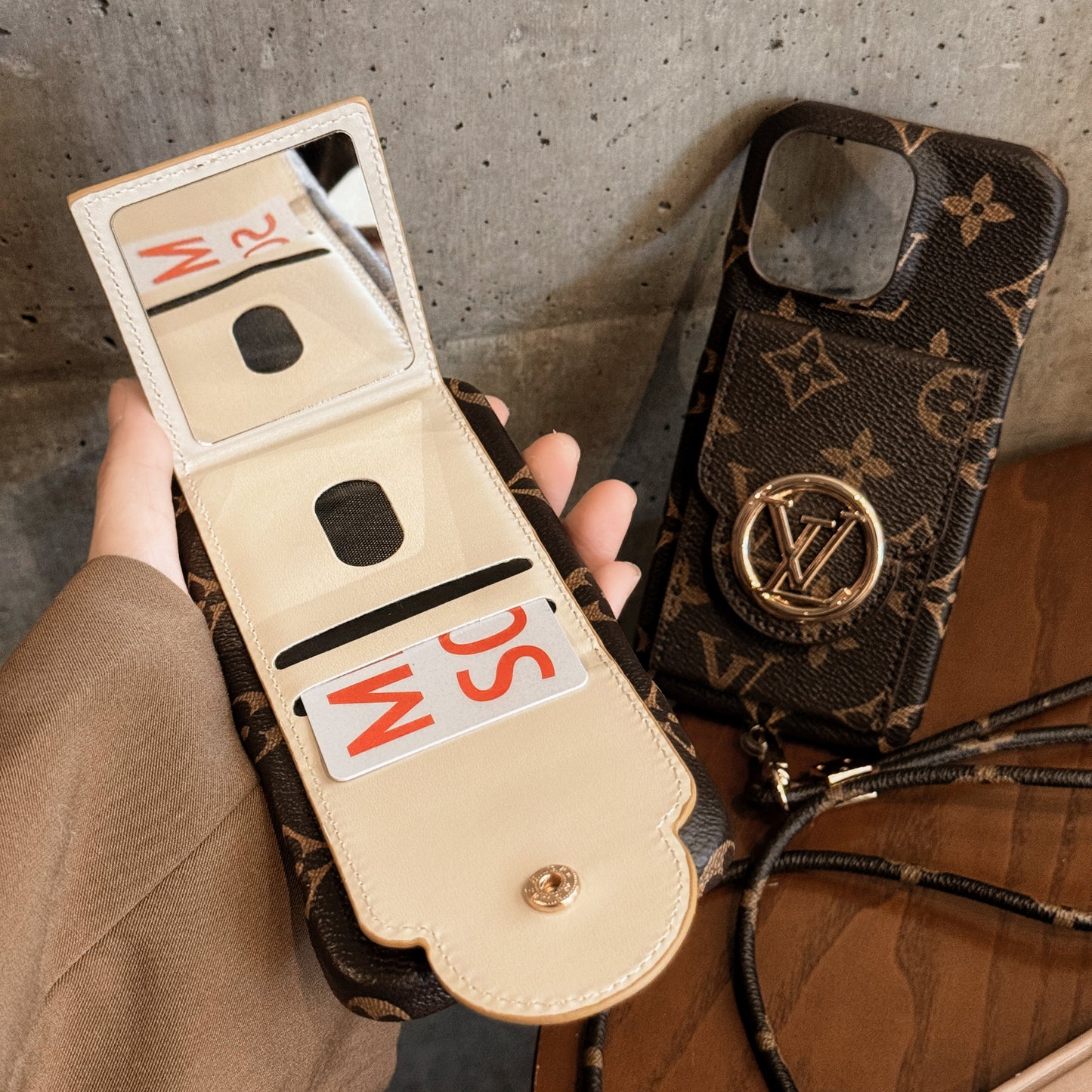 Lou Card Holder Chain iPhone etui