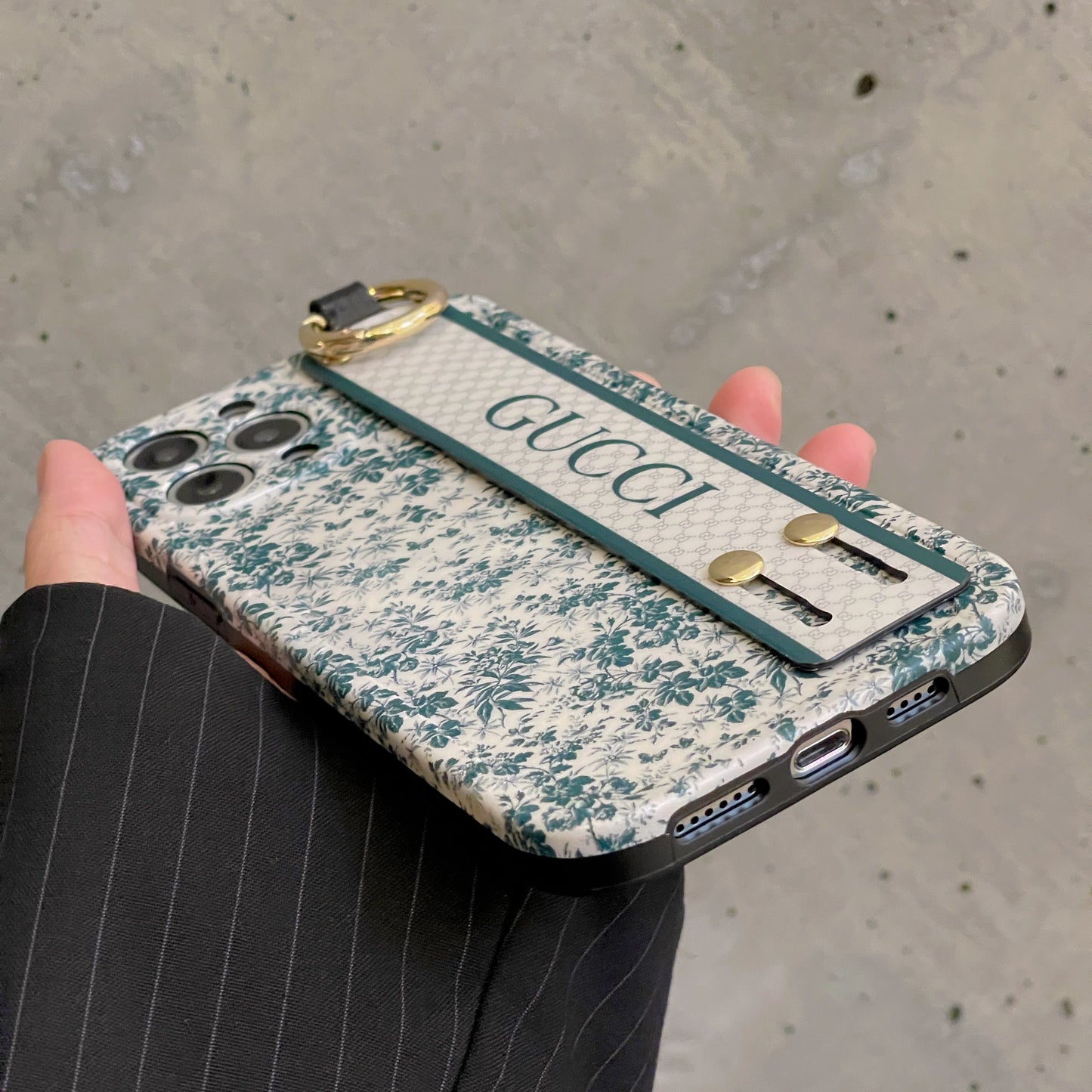 Pouzdro GG Wristband na iPhone