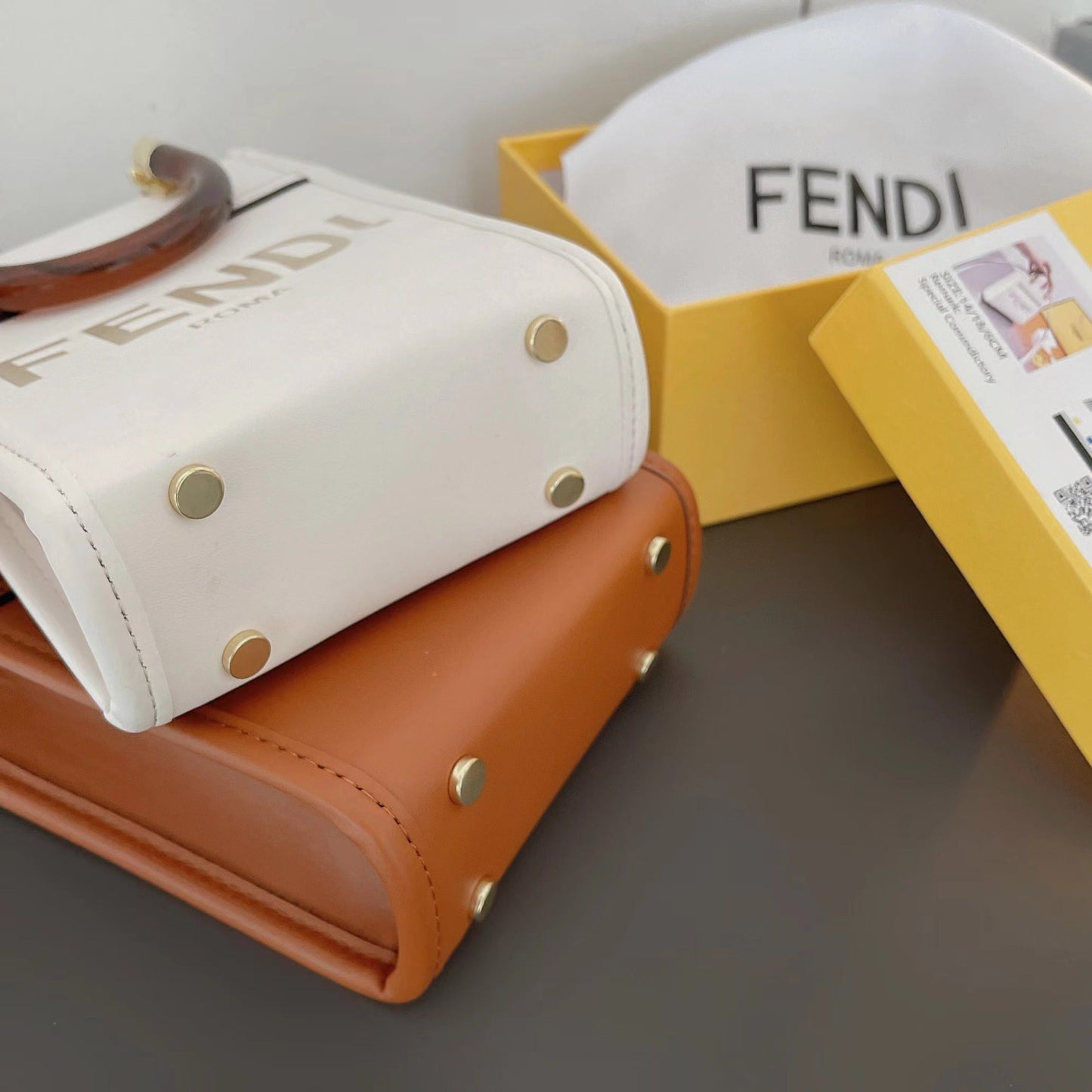 經典斜挎手提包