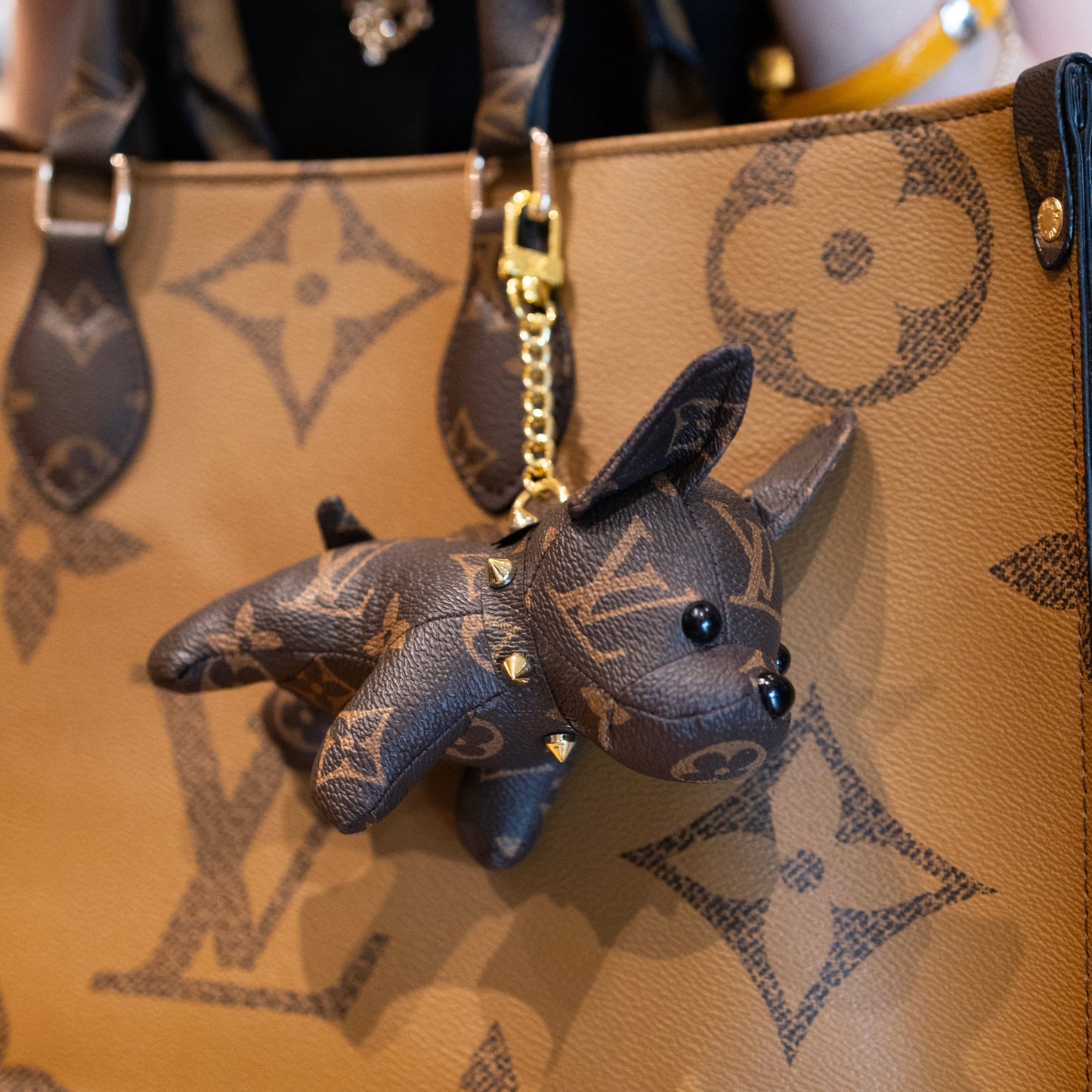 Μπρελόκ πολυτελείας για κουτάβι