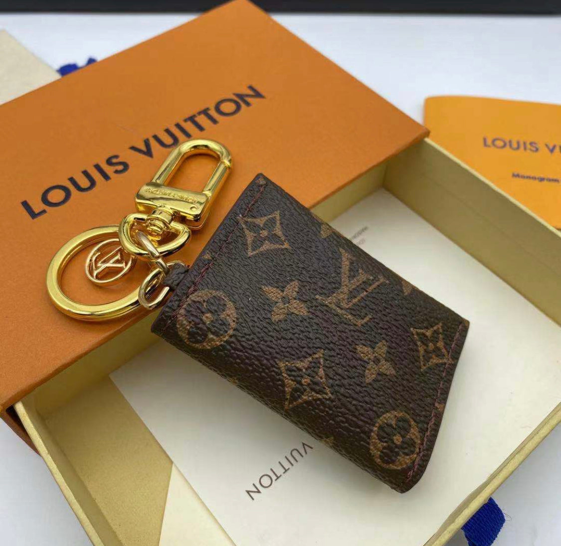 Πορτοφόλι σχεδιαστή μπρελόκ