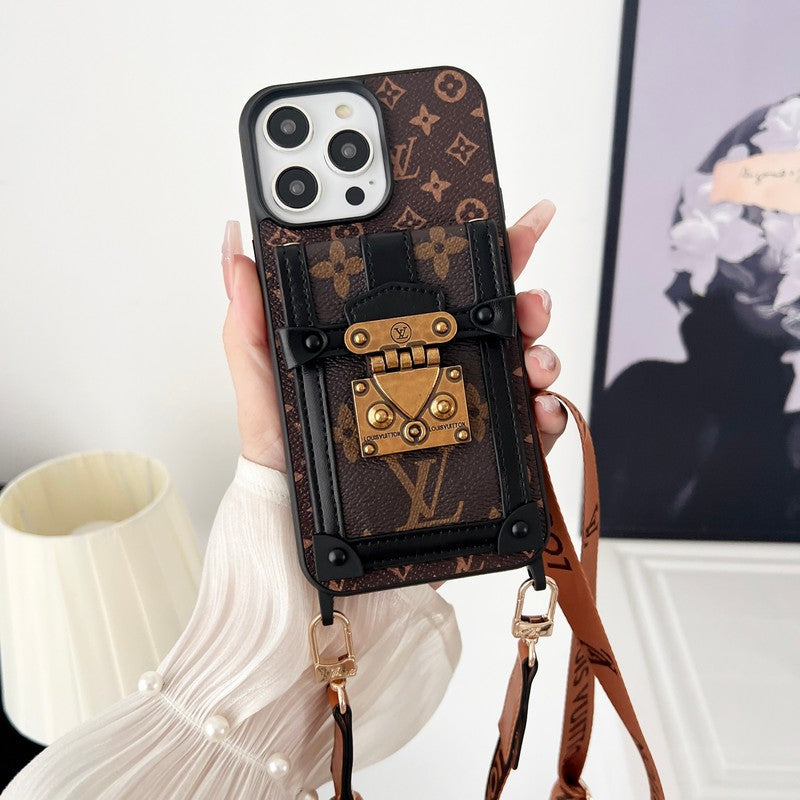 Lou Brown Crossbody Chain iPhone-hoesje