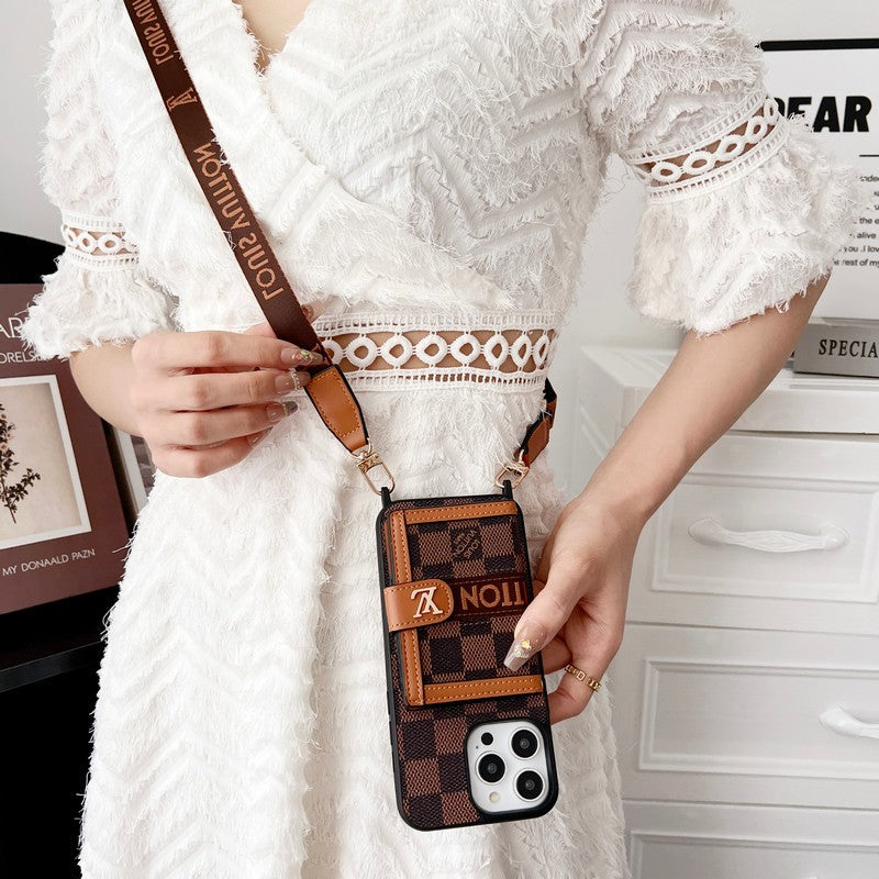 Lou Card Bag Chain Klassiskt brunt iPhonefodral