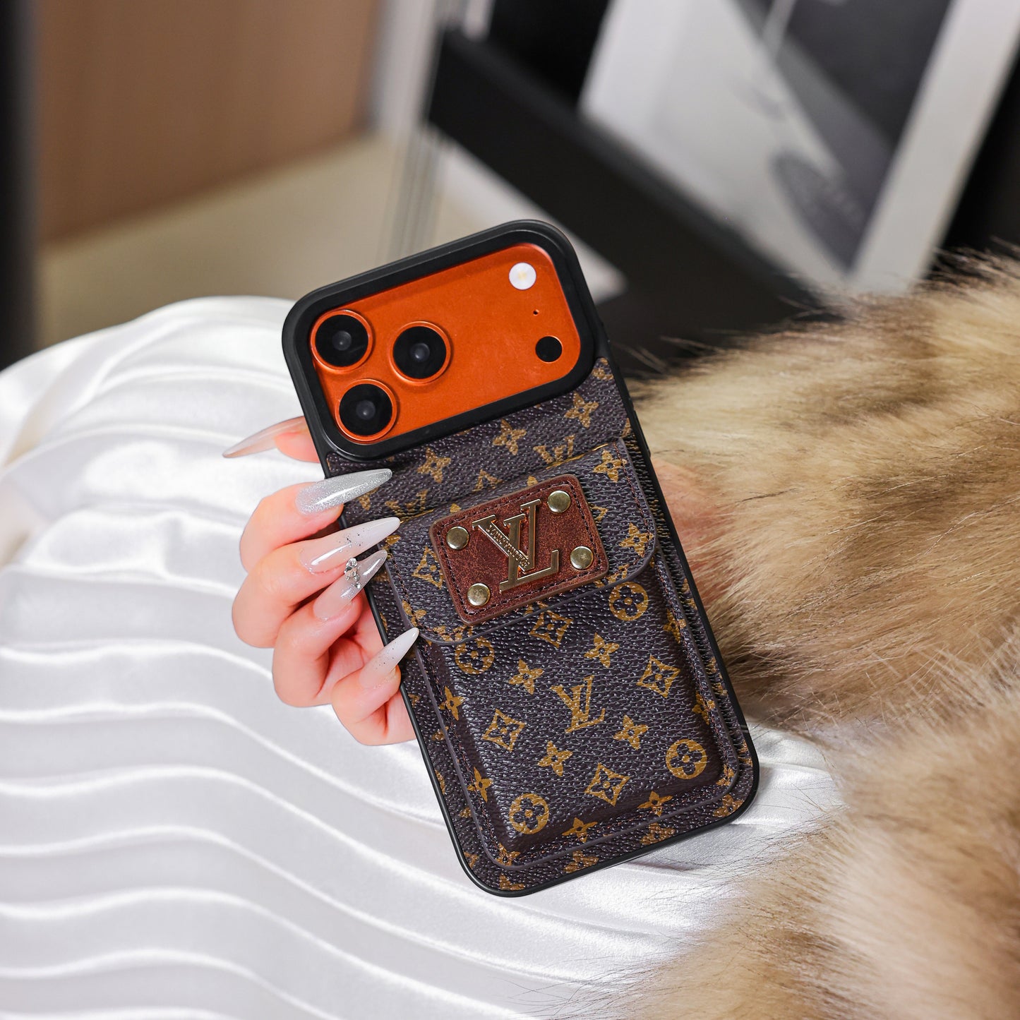 New Classic Luxury Card Holder Phone Case  10