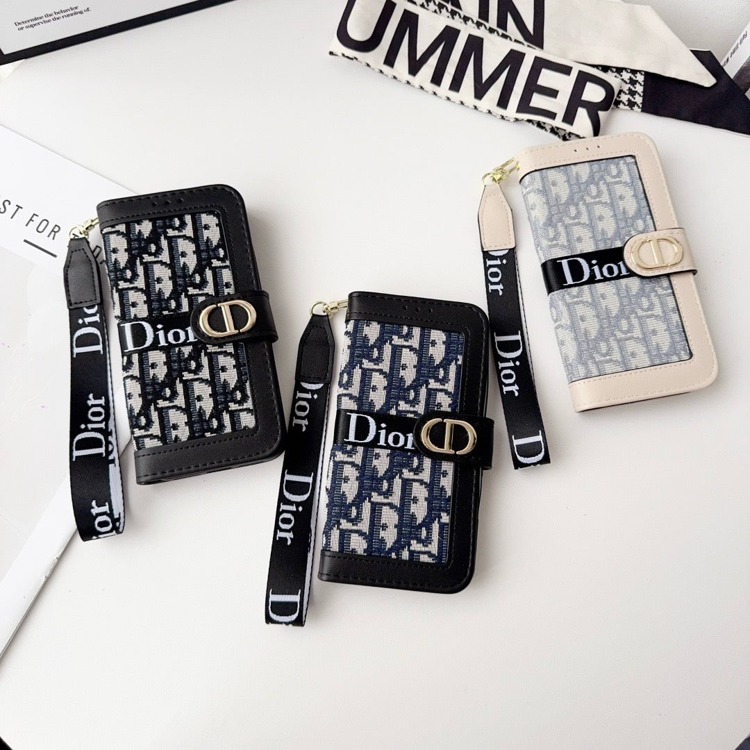 CD:n elegantti kuviollinen lompakkokotelo irrotettavalla rannehihnalla