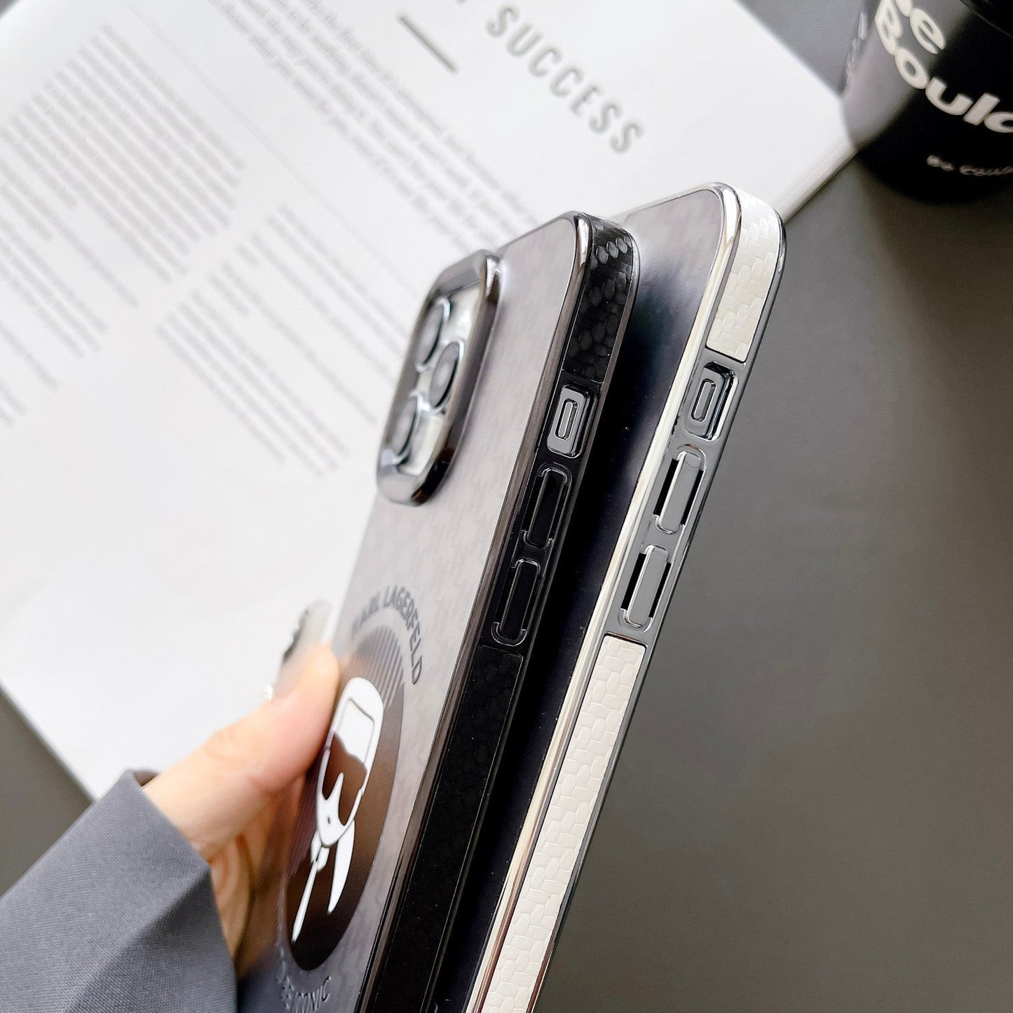 كارل حافظة ايفون A37 A38