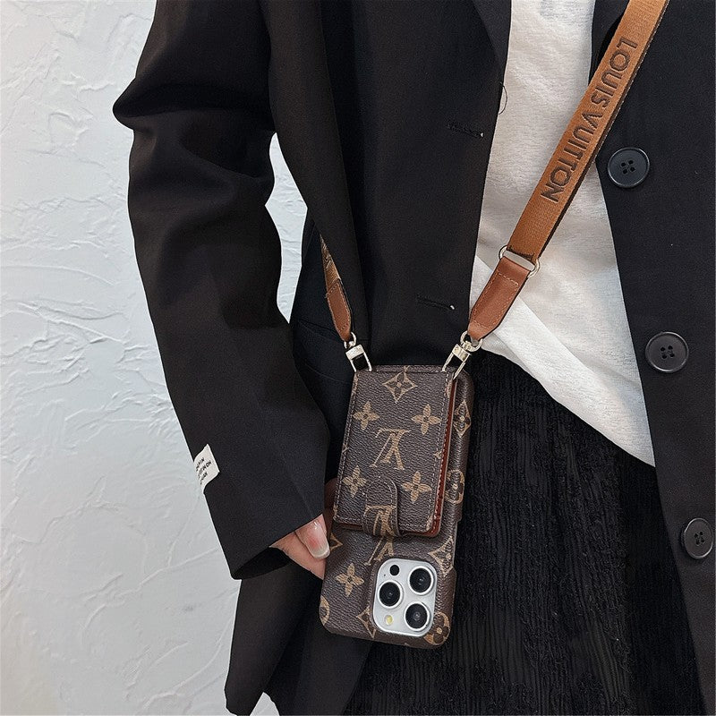 Lou Card Bag Crossbody Chain iPhone Fodral