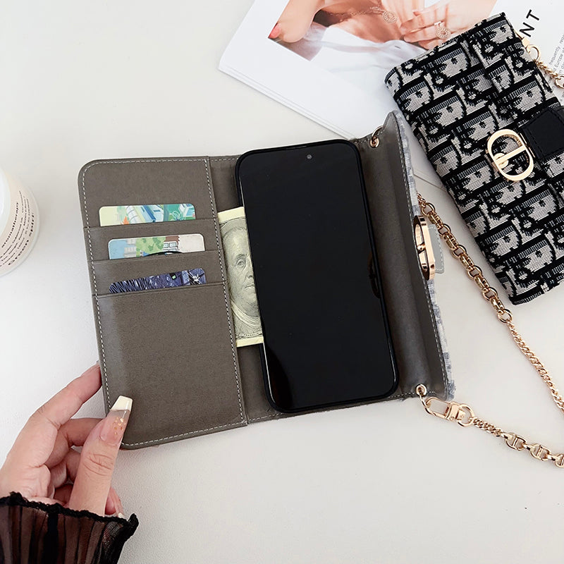 IPhone-Hülle mit CD-Tasche, Schals und Kette